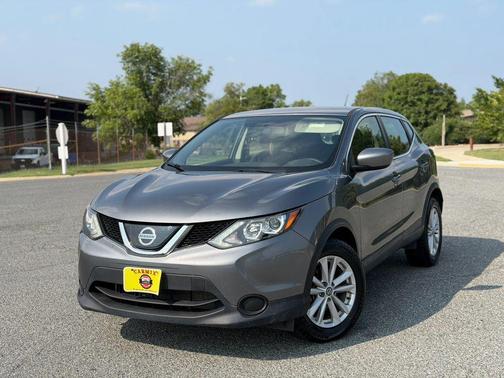 Gun Metallic 2019 Nissan Rogue Sport S