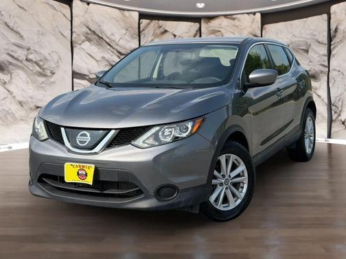 Gun Metallic 2019 Nissan Rogue Sport S