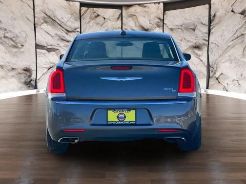 2016 Chrysler 300C Base
