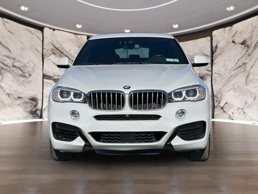 2019 BMW X6 xDrive50i