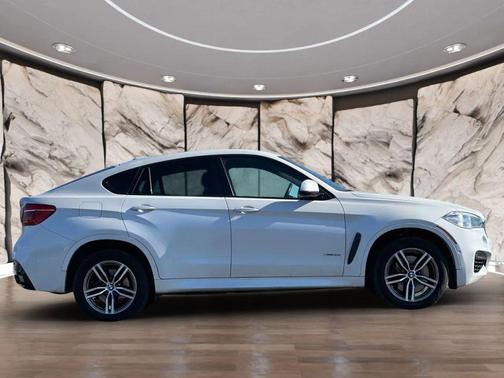 2019 BMW X6 xDrive50i