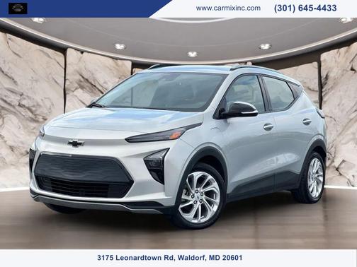 Silver Flare Metallic 2023 Chevrolet Bolt EUV FWD LT