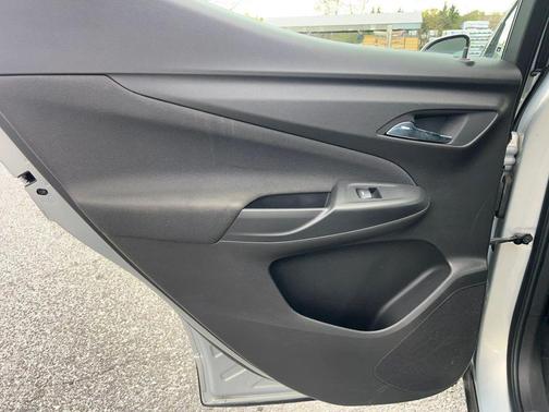 Silver Flare Metallic 2023 Chevrolet Bolt EUV FWD LT