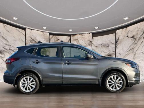 2020 Nissan Rogue Sport SV