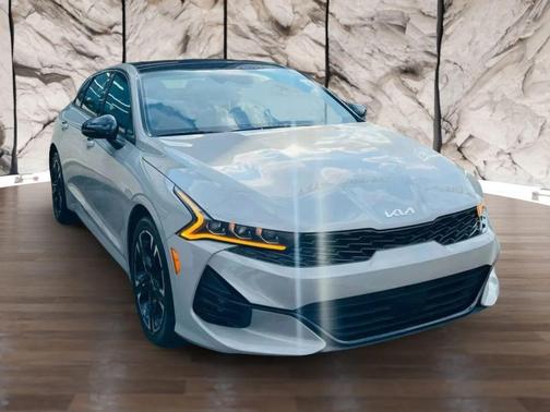 2022 Kia K5 GT-Line