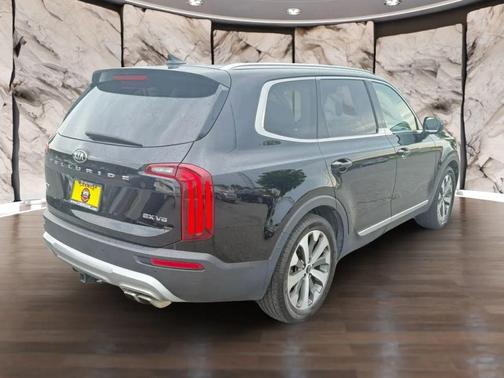 Ebony Black 2020 Kia Telluride EX