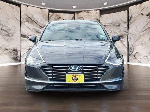 2020 Hyundai SONATA SE