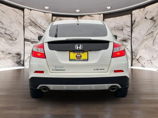 White 2015 Honda Crosstour EX-L