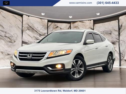 White 2015 Honda Crosstour EX-L SUV