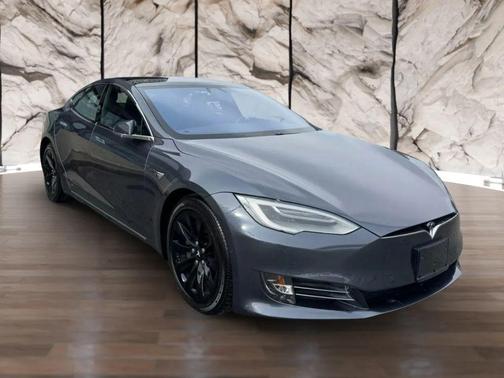 2019 Tesla Model S Standard Range