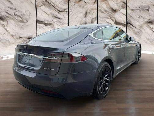 2019 Tesla Model S Standard Range