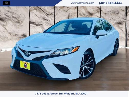 2020 Toyota Camry SE
