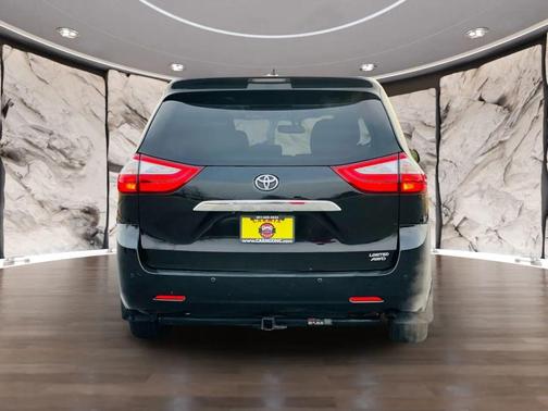 2016 Toyota Sienna Limited