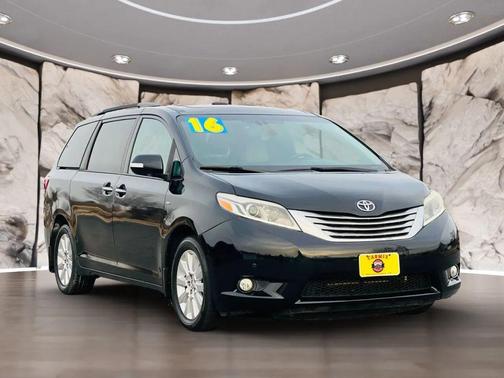 2016 Toyota Sienna Limited