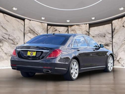 Black 2014 Mercedes-Benz S-Class S 550 Sedan 4D