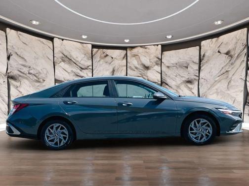 Gray 2024 Hyundai ELANTRA SEL