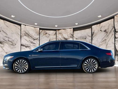2017 Lincoln Continental Black Label
