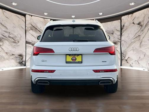 2022 Audi Q5 45 S line Premium Plus