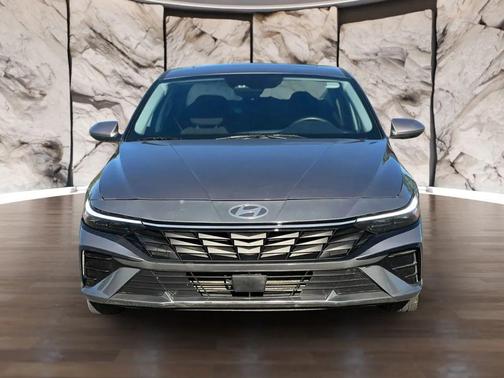 Fluid Metal 2024 Hyundai ELANTRA SEL