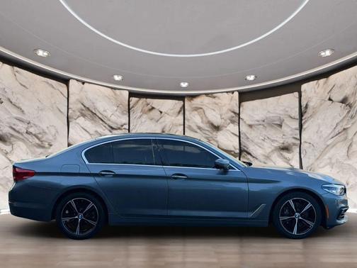 Dark Graphite Metallic 2018 BMW 530 xDrive