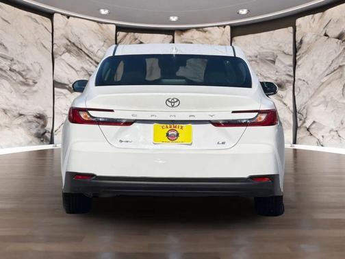 Ice Cap 2025 Toyota Camry LE