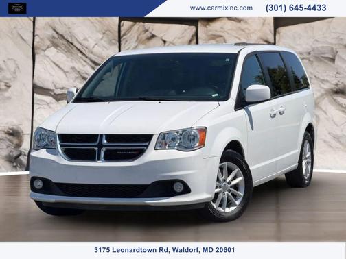 White Knuckle Clearcoat 2019 Dodge Grand Caravan SXT