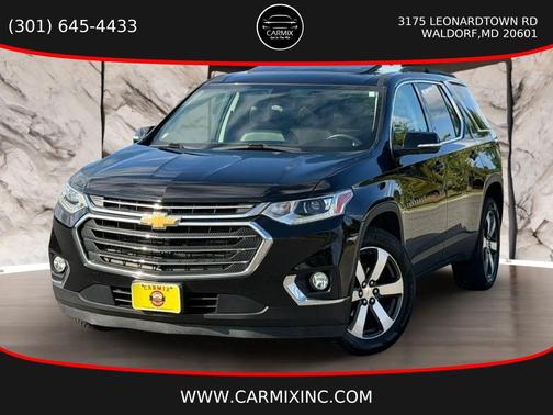 Mosaic Black Metallic 2019 Chevrolet Traverse LT Leather