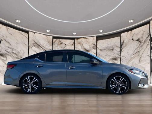 2021 Nissan Sentra SR