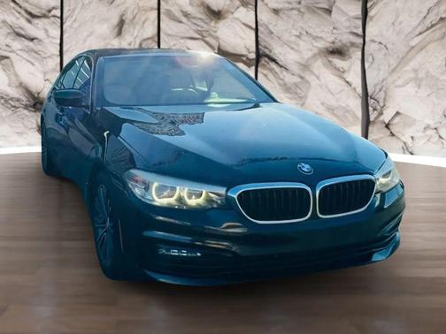 2017 BMW 530 530i Sedan 4D