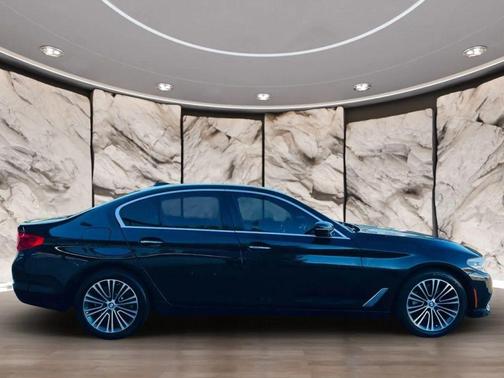 2017 BMW 530 530i Sedan 4D