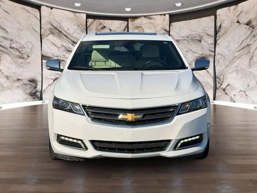 White 2018 Chevrolet Impala 1LT