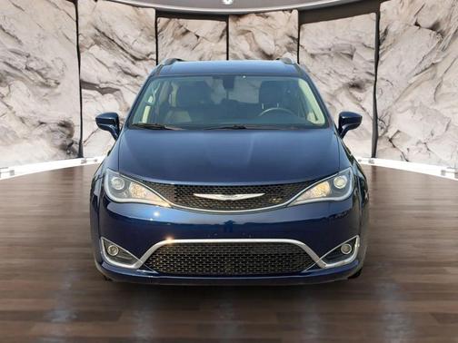 Jazz Blue Pearlcoat 2020 Chrysler Pacifica Touring L