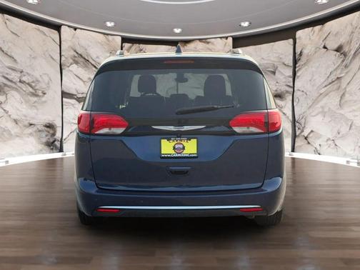 Jazz Blue Pearlcoat 2020 Chrysler Pacifica Touring L