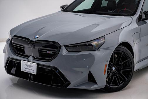 Brooklyn Gray Metallic 2025 BMW M5 Base