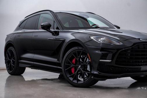 2025 Aston Martin DBX 707