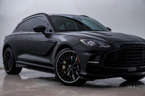 2023 Aston Martin DBX 707