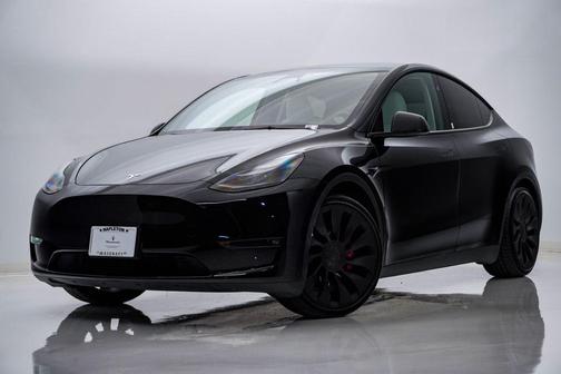 Solid Black 2023 Tesla Model Y Performance