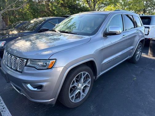 Billet Silver Metallic Clearcoat 2019 Jeep Grand Cherokee Overland
