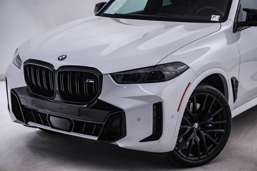 2024 BMW X5 M60i