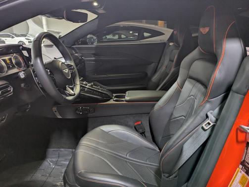 2025 Aston Martin Vantage Coupe