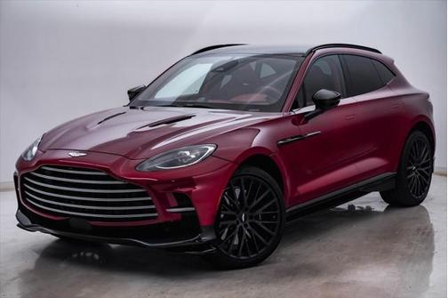 2025 Aston Martin DBX 707