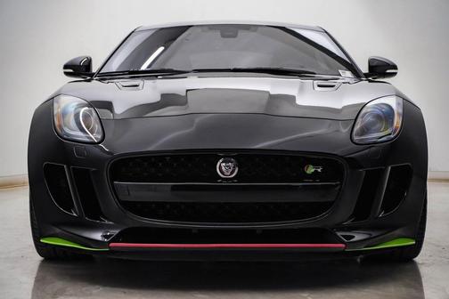 2017 Jaguar F-TYPE R
