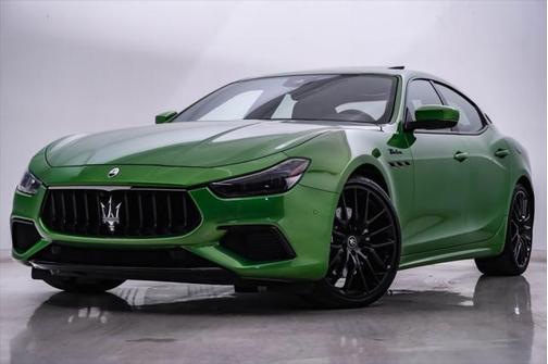 2022 Maserati Ghibli Modena Q4