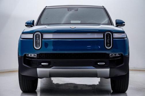 2023 Rivian R1S Launch Edition