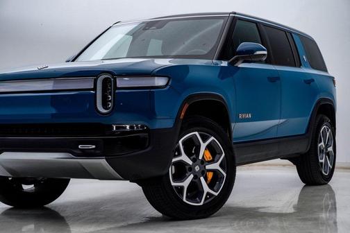 2023 Rivian R1S Launch Edition