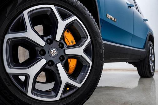 2023 Rivian R1S Launch Edition
