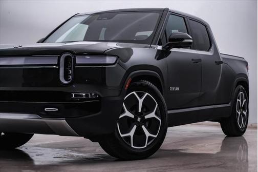 2023 Rivian R1T Adventure