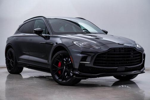 2026 Aston Martin DBX 707