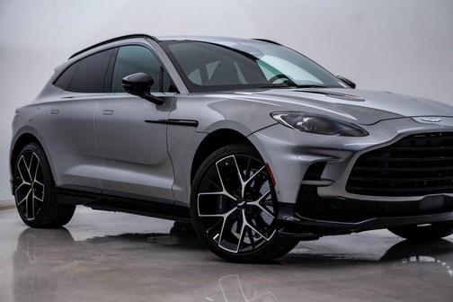 2025 Aston Martin DBX 707