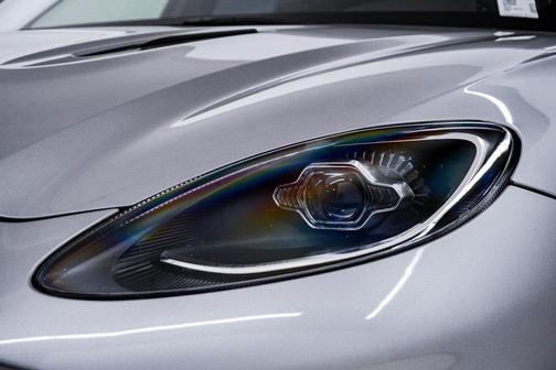 2025 Aston Martin DBX 707